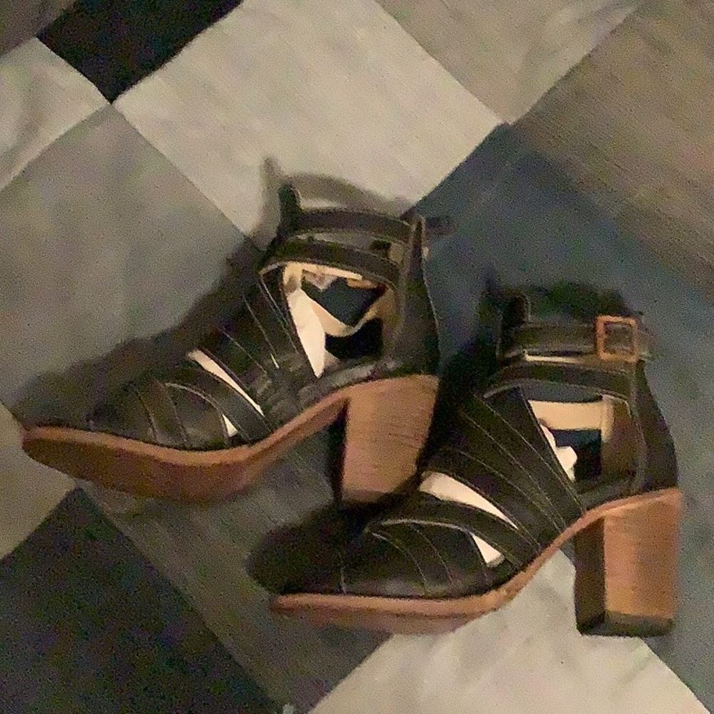 Freebird Booties - Claw - size 7